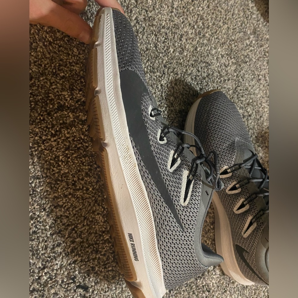 Nike revolution 5 running shoes